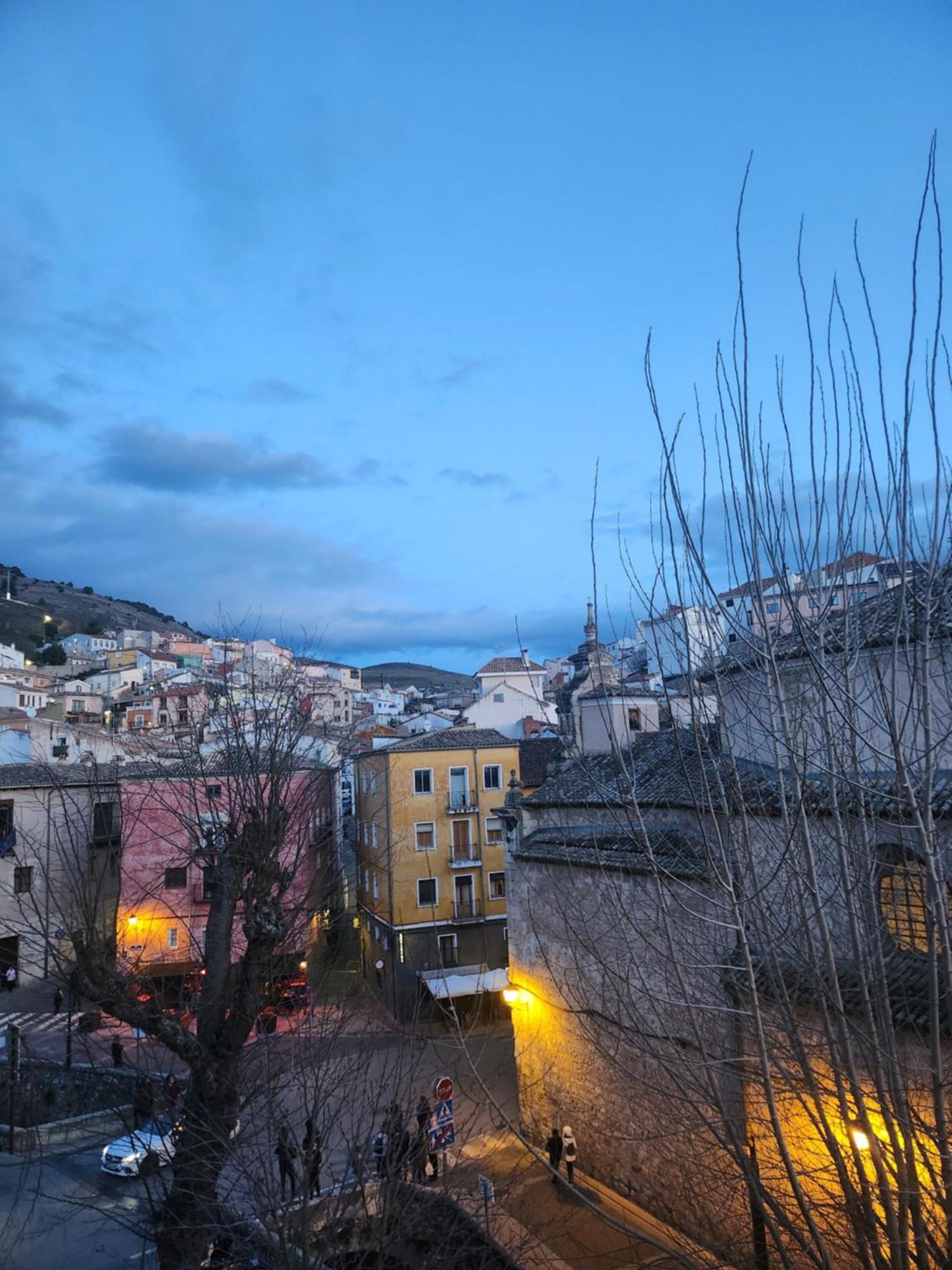 La Casa Sobre El Rio Apartman Cuenca  Kültér fotó